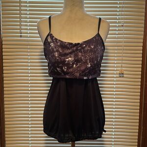 Nike Black and Gray Women’s Activewear Tank Top Size XL